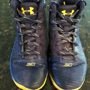 Boys Under Armour Steph Curry Basketball Shoes